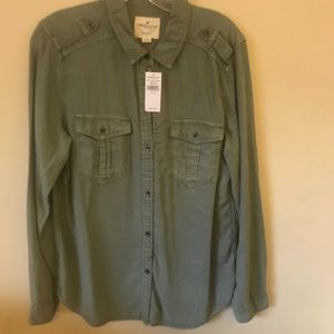 American Eagle button down top
